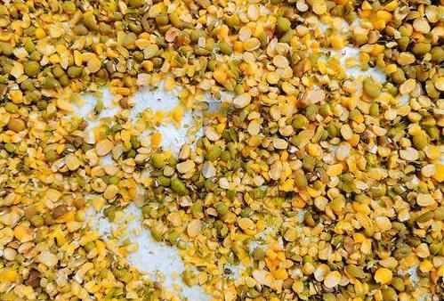 10多年前的榨油工艺，榨出来的菜籽油特别香，炒出来的菜就更香