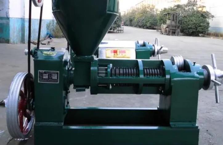 花生液压榨油机质量取决于设备材质